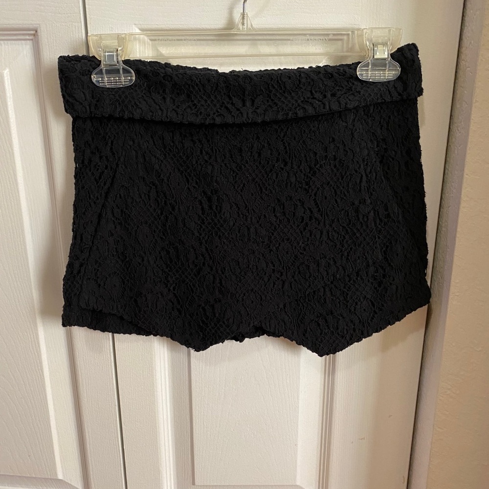 Black skort xs
